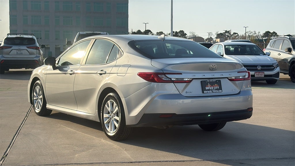 2025 Toyota CAMRY LE