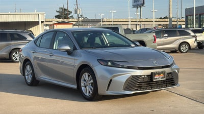 2025 Toyota CAMRY LE