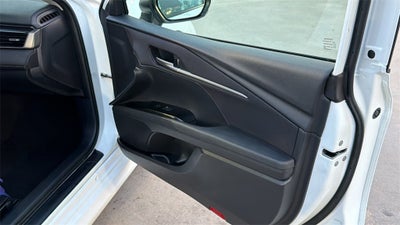 2025 Toyota CAMRY LE