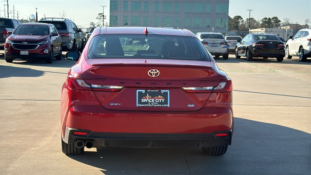 2025 Toyota CAMRY SE