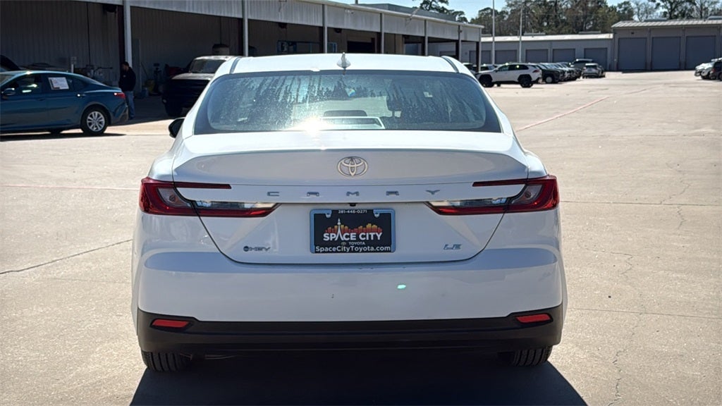 2025 Toyota CAMRY LE