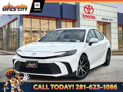 2025 Toyota CAMRY SE