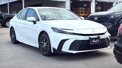 2025 Toyota CAMRY SE