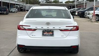 2025 Toyota CAMRY SE