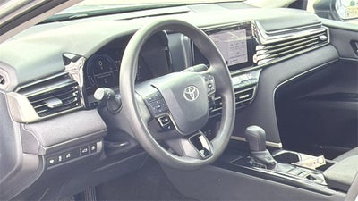 2025 Toyota CAMRY LE
