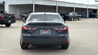 2026 Toyota Camry SE