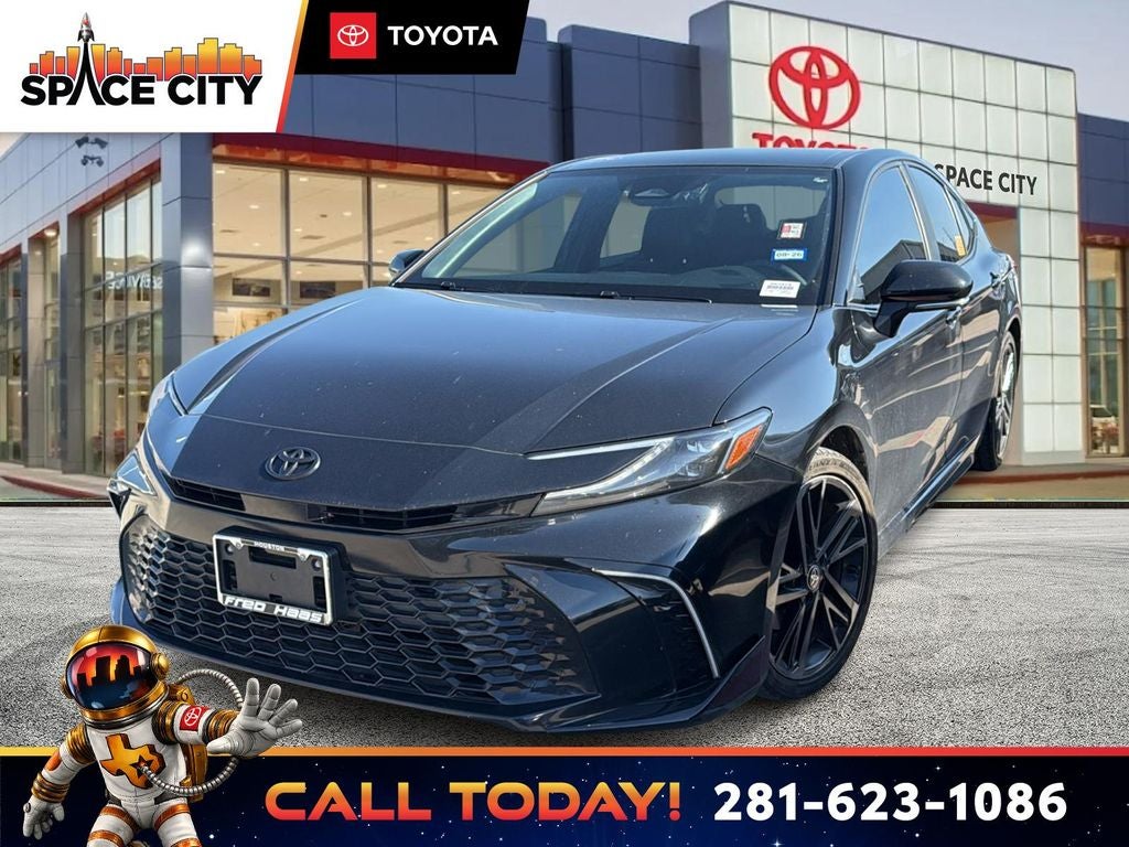 2025 Toyota CAMRY XSE