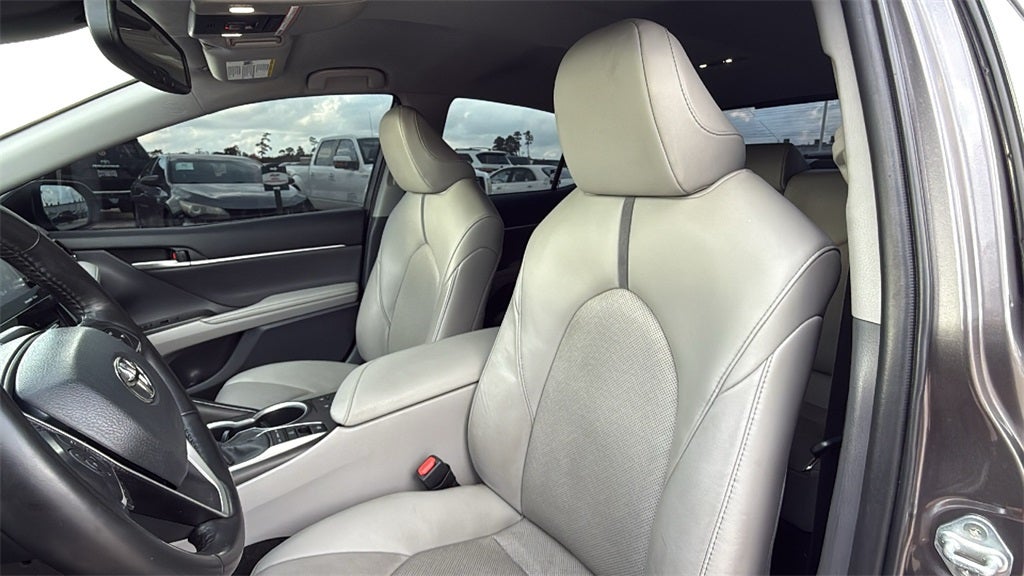 2023 Toyota CAMRY XLE