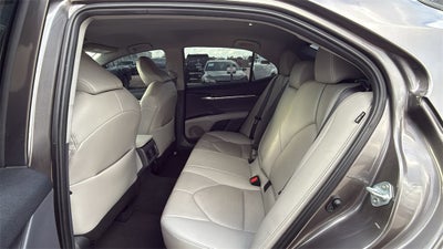 2023 Toyota CAMRY XLE