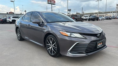 2023 Toyota CAMRY XLE