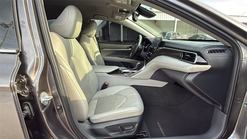 2023 Toyota CAMRY XLE