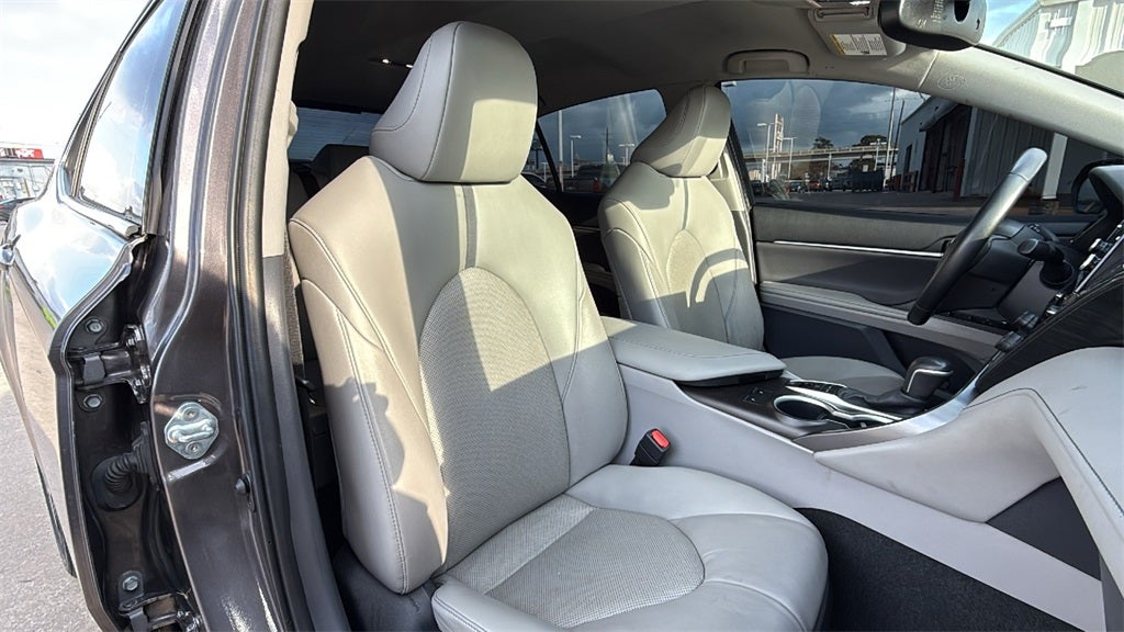 2023 Toyota CAMRY XLE