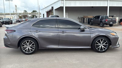 2023 Toyota CAMRY XLE