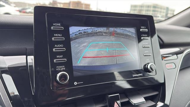 2022 Toyota CAMRY SE