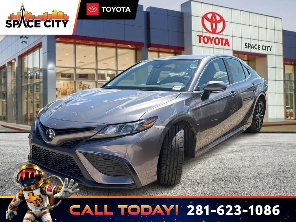2024 Toyota CAMRY SE