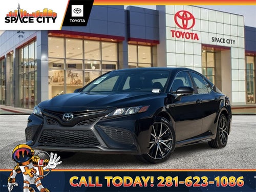 2024 Toyota CAMRY SE