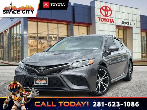 2022 Toyota CAMRY SE