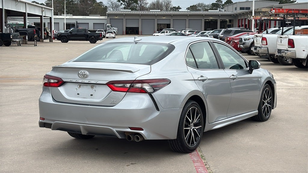 2024 Toyota CAMRY SE