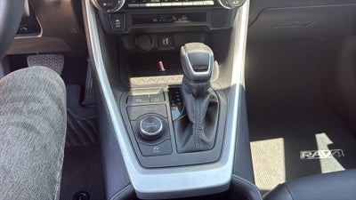 2025 Toyota RAV4 Hybrid XLE Premium