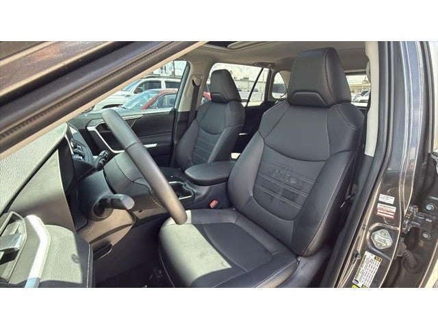 2025 Toyota RAV4 Hybrid XLE Premium