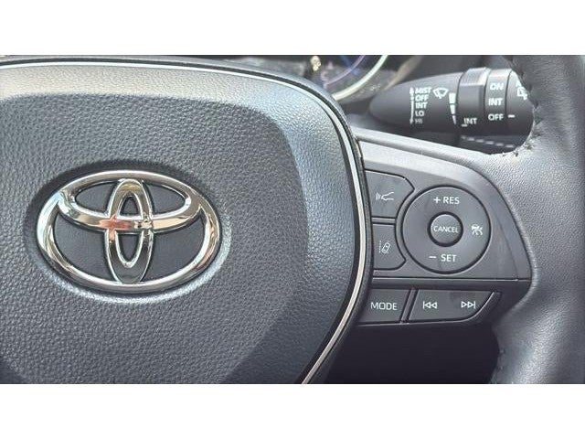 2025 Toyota RAV4 Hybrid XLE Premium