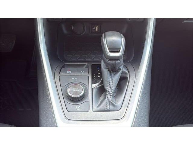 2025 Toyota RAV4 Hybrid XLE Premium