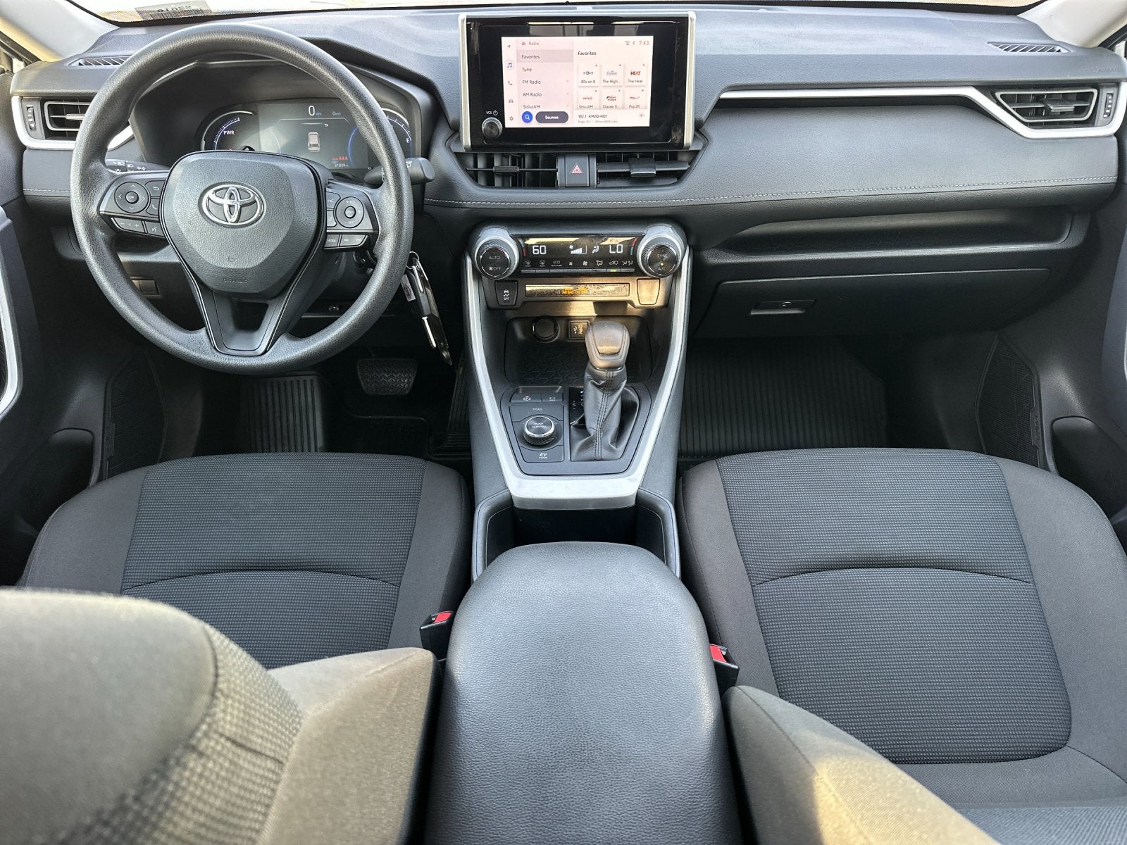 2025 Toyota RAV4 Hybrid LE