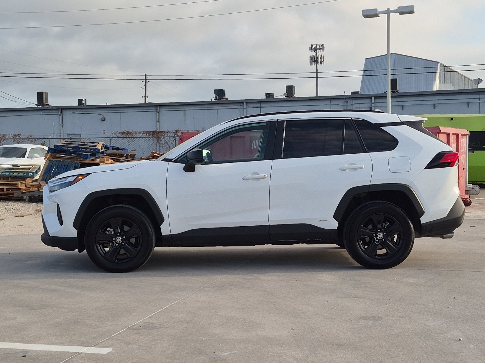 2025 Toyota RAV4 Hybrid LE