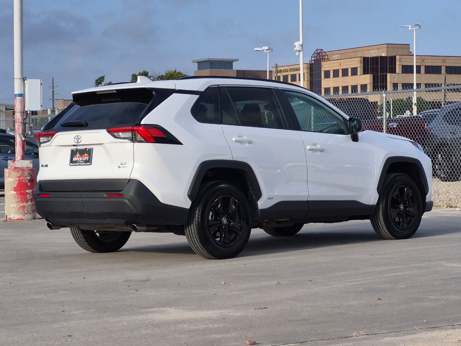 2025 Toyota RAV4 Hybrid LE