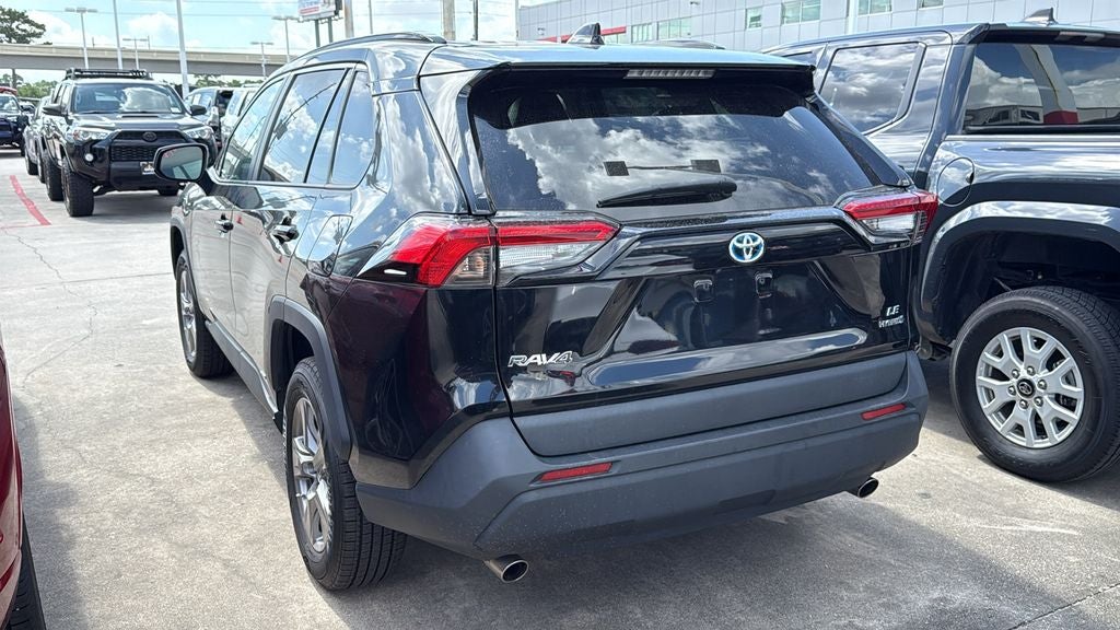 2023 Toyota RAV4 Hybrid LE