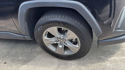 2023 Toyota RAV4 Hybrid LE