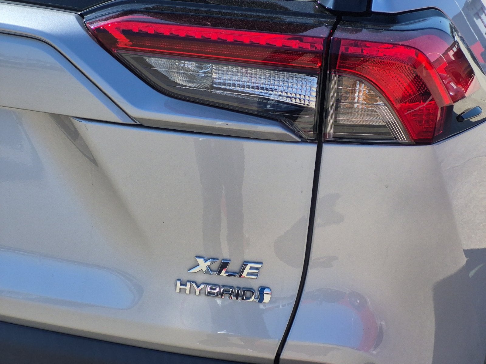 2023 Toyota RAV4 Hybrid XLE