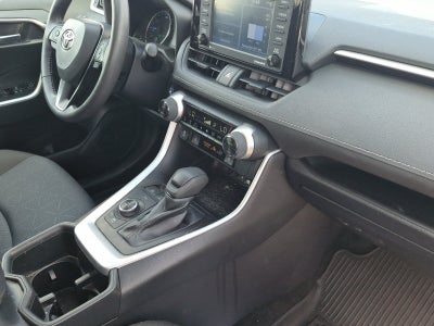 2022 Toyota RAV4 Hybrid XLE