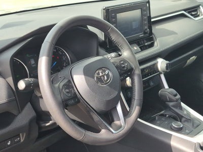 2022 Toyota RAV4 Hybrid XLE
