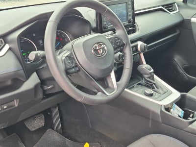 2022 Toyota RAV4 Hybrid SE