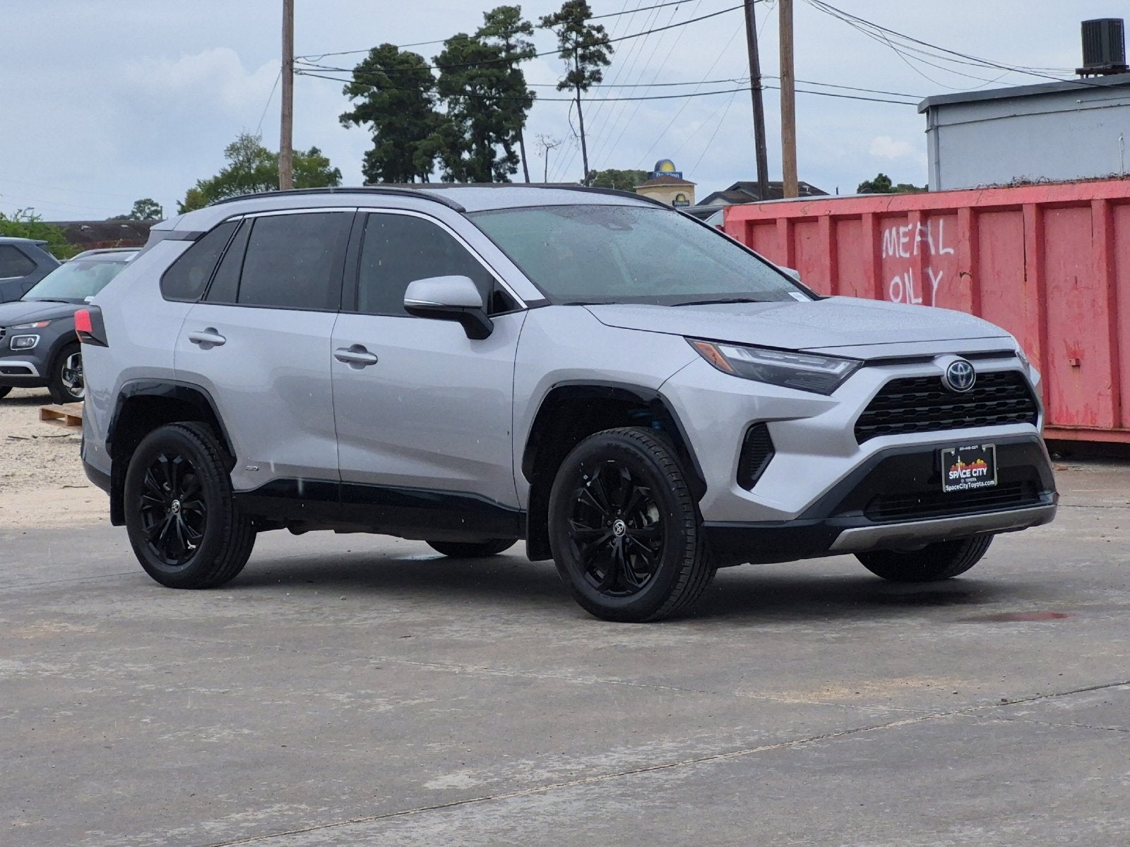 2022 Toyota RAV4 Hybrid SE