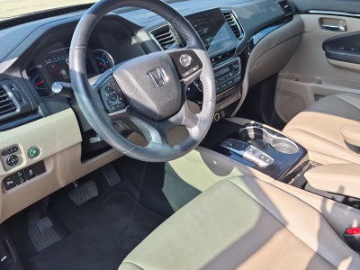 2022 Honda Pilot Touring 8 Passenger