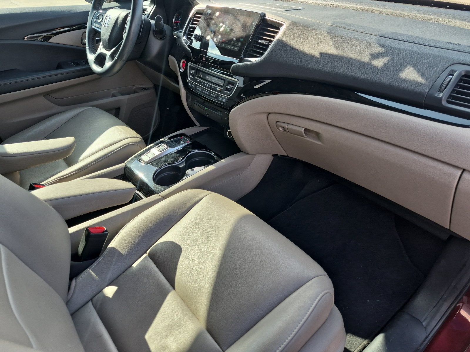 2022 Honda Pilot Touring 8 Passenger