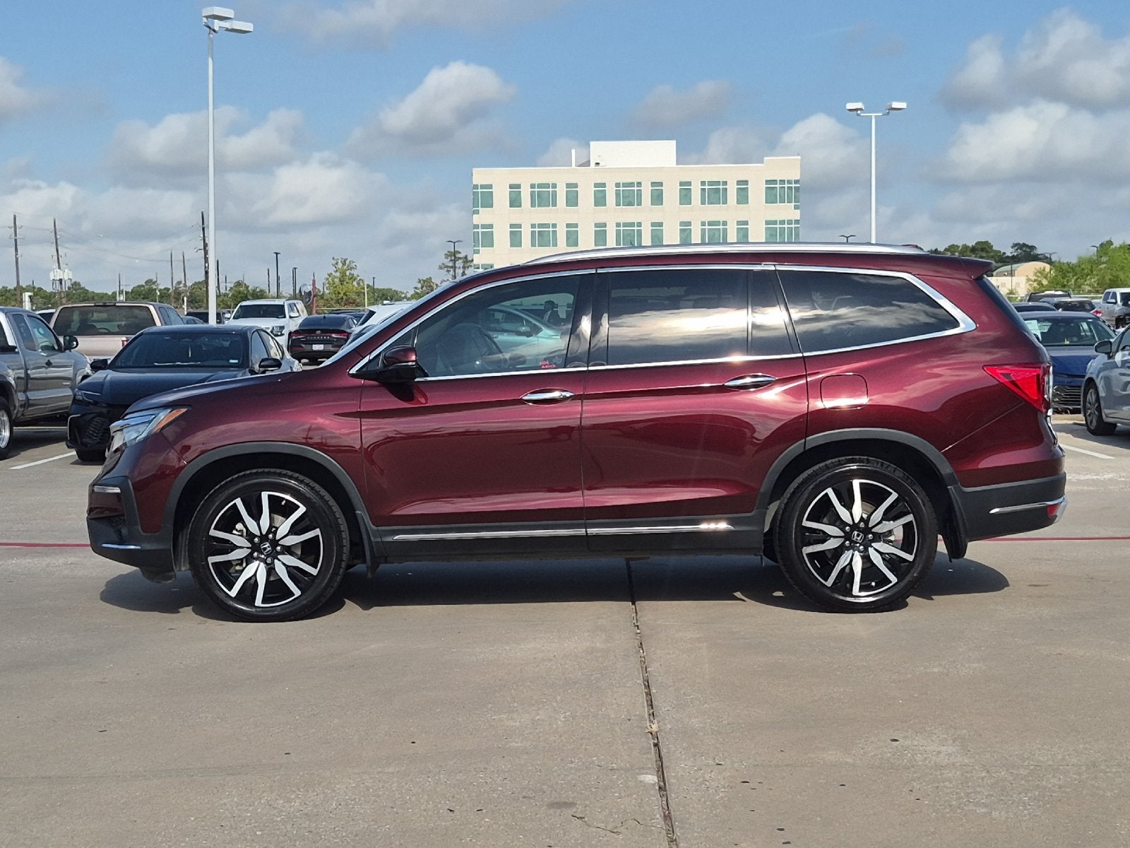 2022 Honda Pilot Touring 8 Passenger