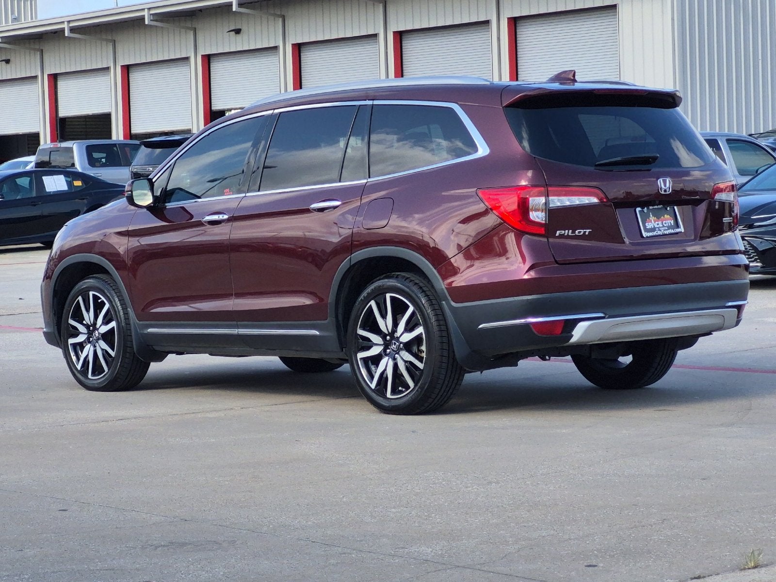 2022 Honda Pilot Touring 8 Passenger