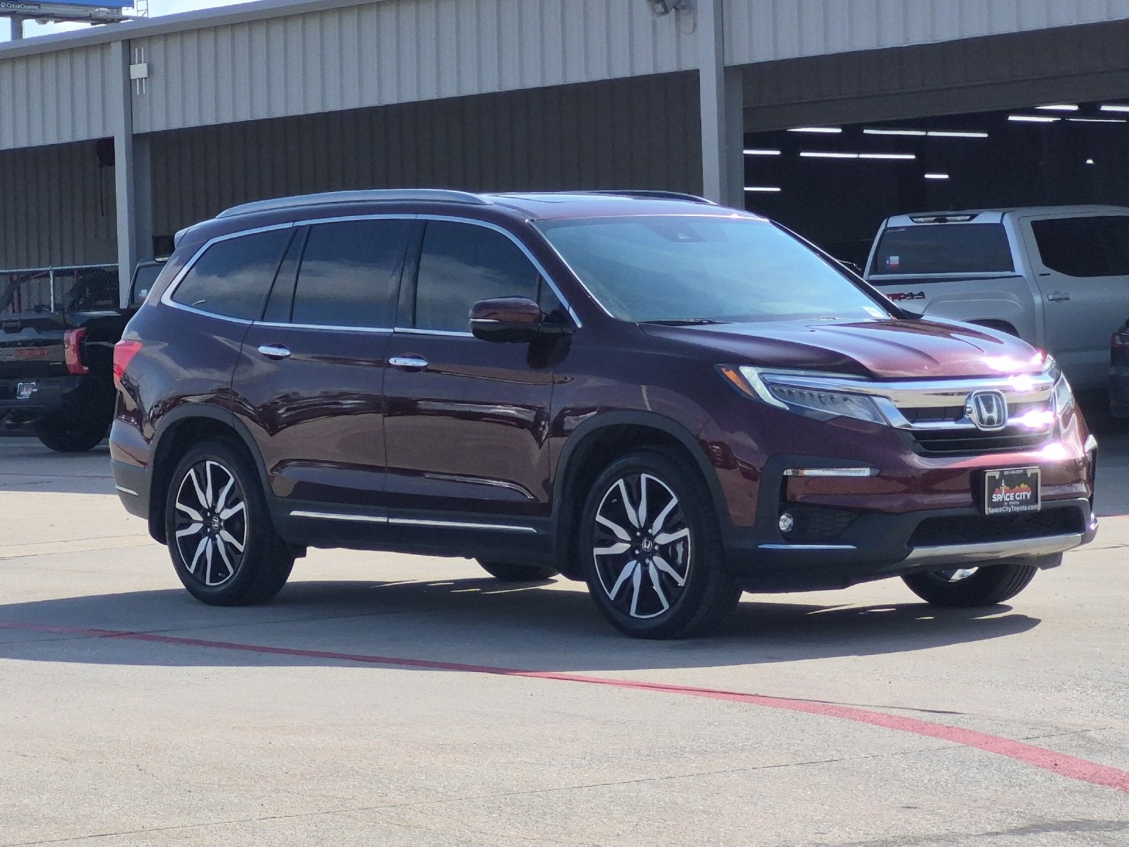2022 Honda Pilot Touring 8 Passenger