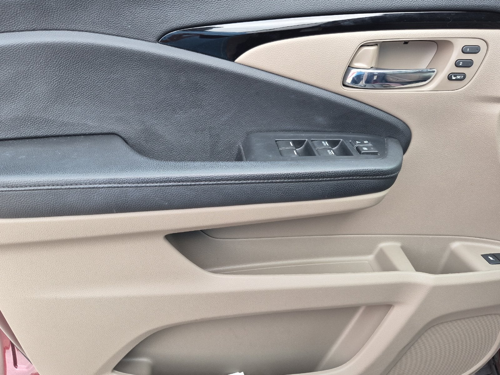 2021 Honda Pilot Touring 8 Passenger