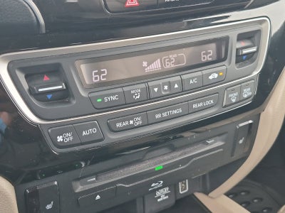 2021 Honda Pilot Touring 8 Passenger