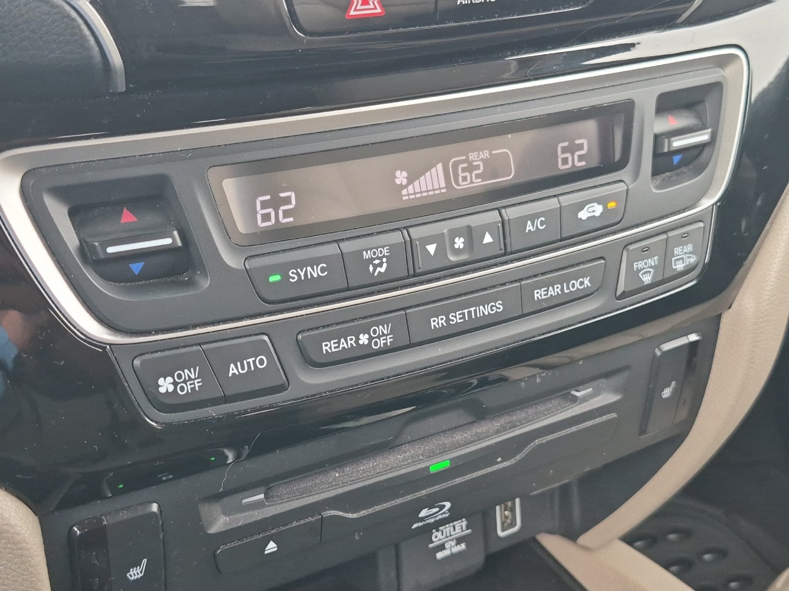 2021 Honda Pilot Touring 8 Passenger