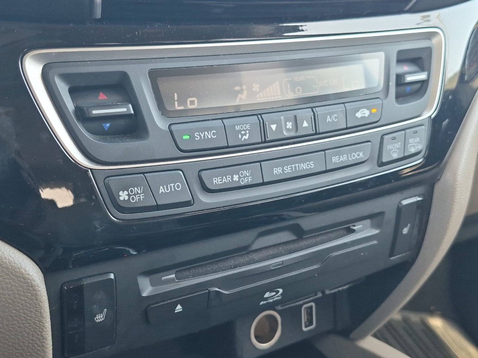 2019 Honda Pilot Touring 8 Passenger