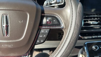 2022 Lincoln Navigator Black Label