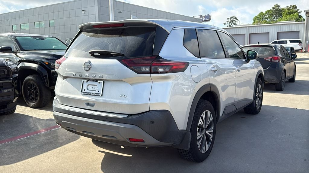 2022 Nissan Rogue SV