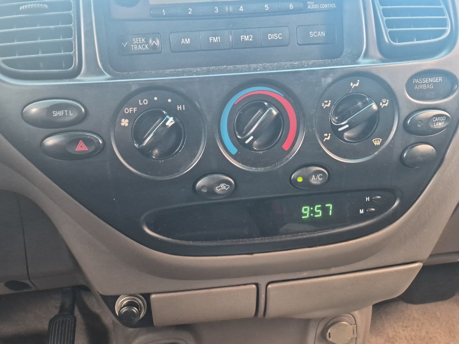 2005 Toyota TUNDRA SR5