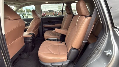 2026 Toyota Grand Highlander Platinum