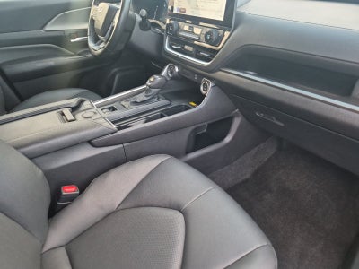 2025 Toyota Grand Highlander XLE